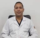 Dr. Carlos Almanza