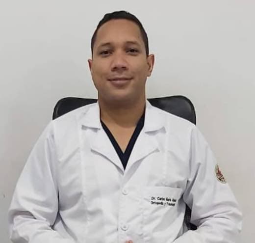 Dr. Carlos Almanza