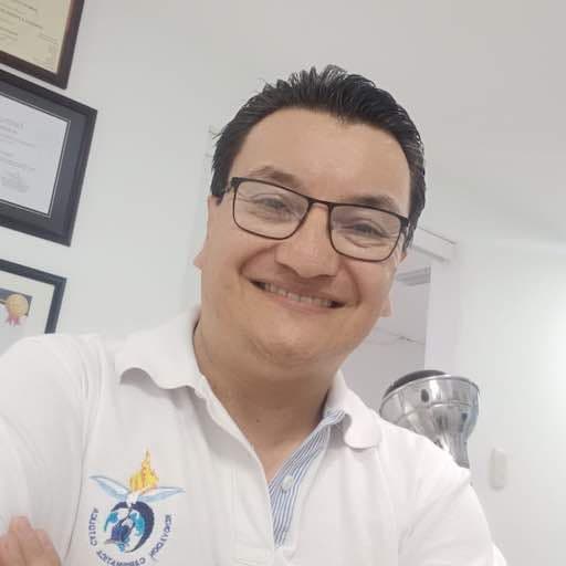 Dr. Jorge Ayala