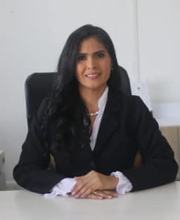 Dra. Yanin Santoya